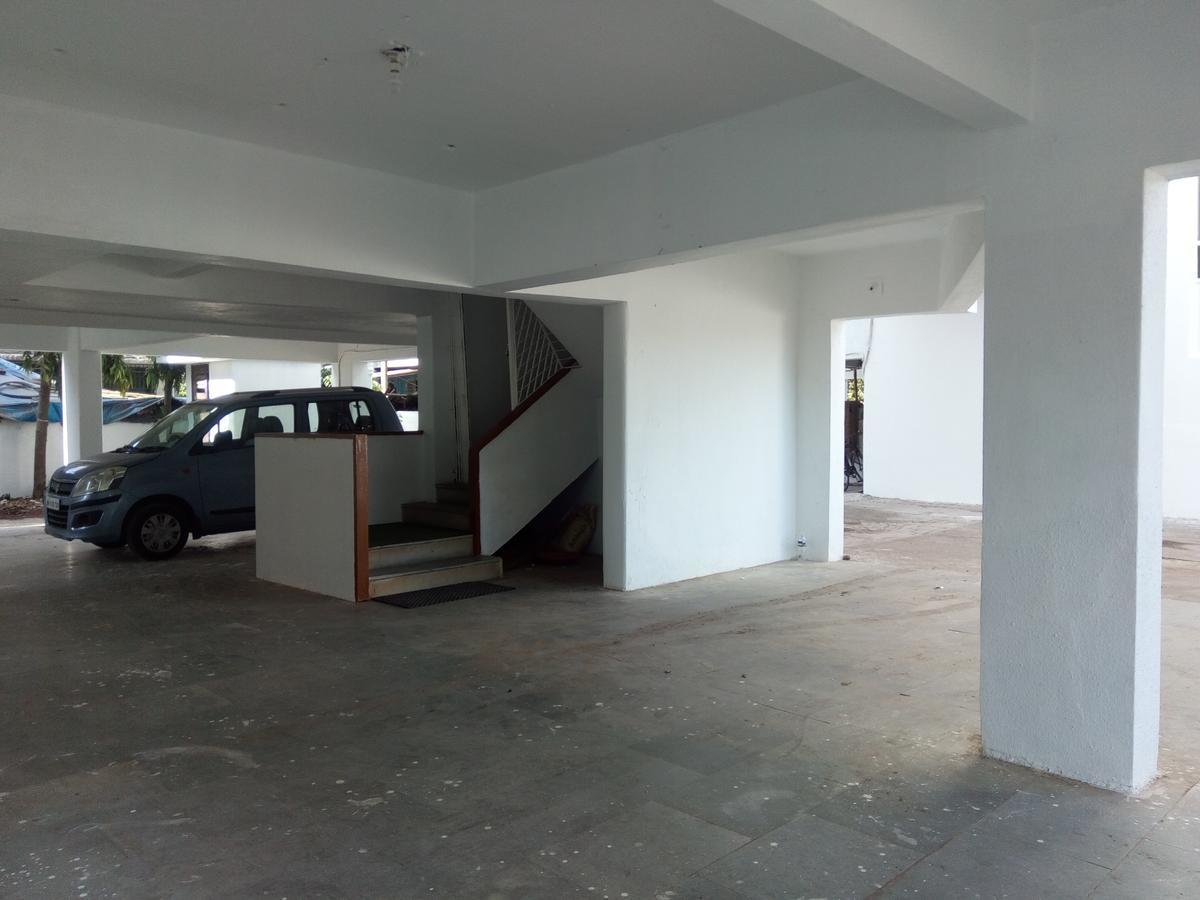Hotel Guruji Alibag Bagian luar foto